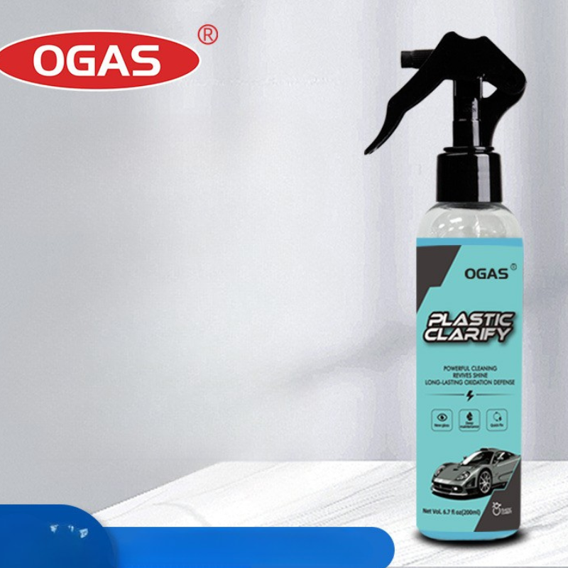 spray pour nettoyage de voiture